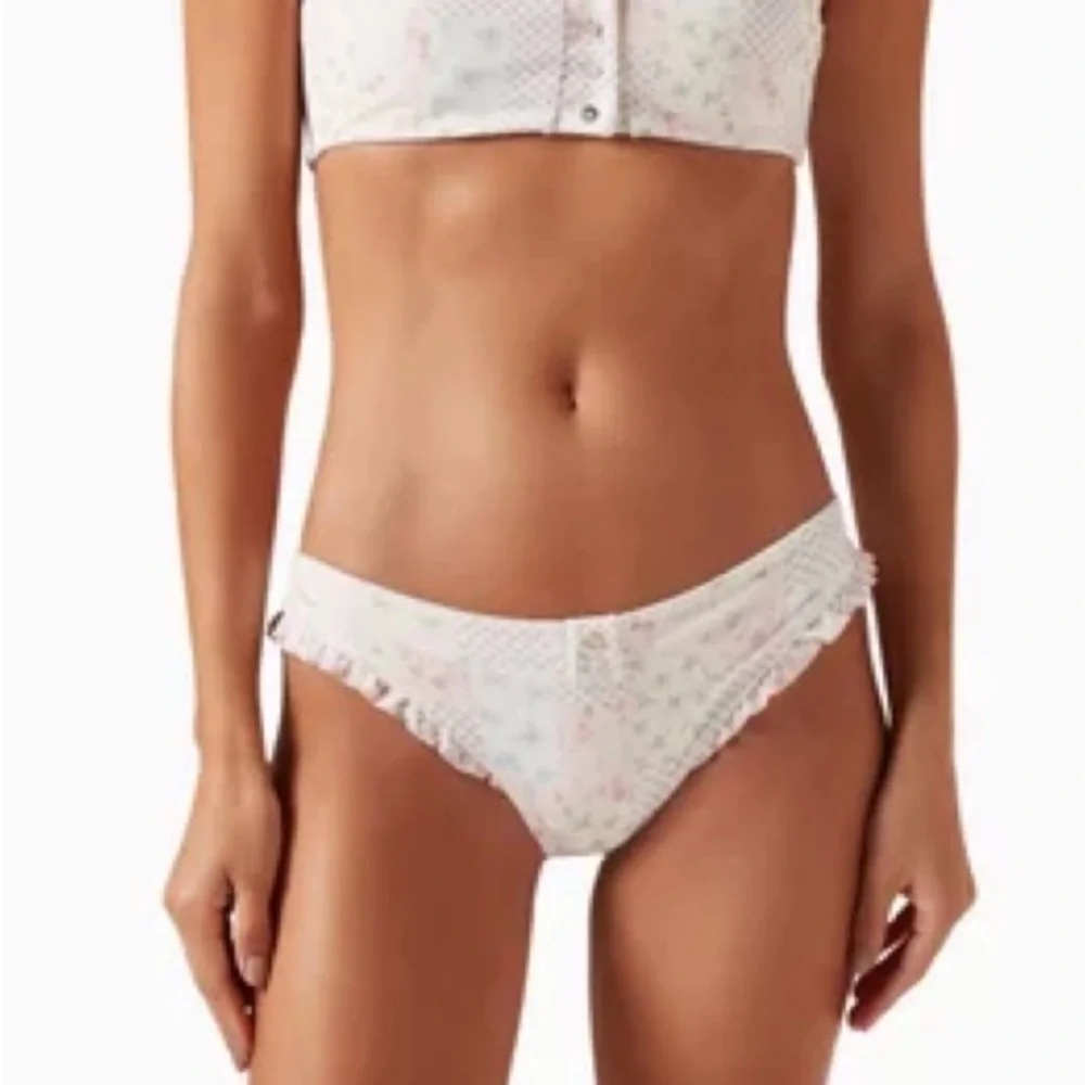 New! Frankie's Bikinis x Sydney Sweeney Chiara Bikini Briefs bottoms 3892